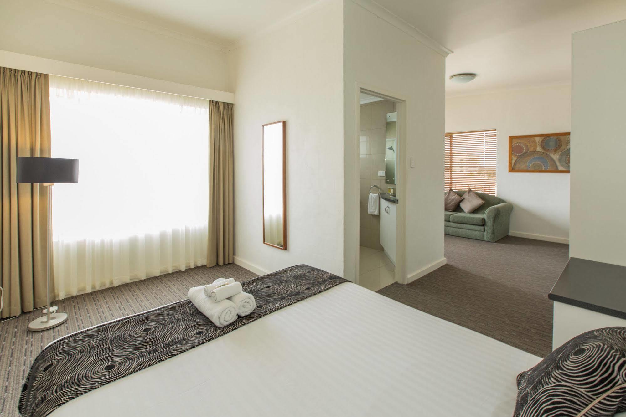 Bay 10 - Suites And Apartments Port Lincoln Eksteriør bilde